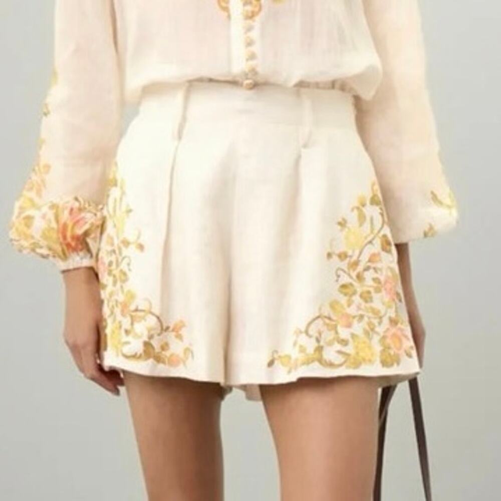Kate Ford Noaea Dream white floral Shorts size 10